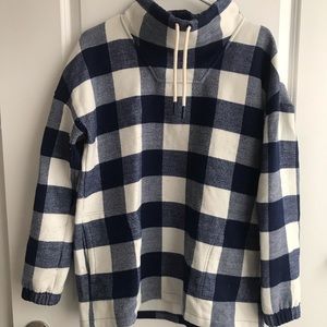 Vineyard Vines gingham sweatshirt